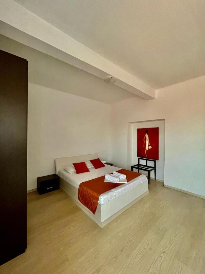 Hostel Cazino Nord Rooms Mamaia Ngoại thất bức ảnh