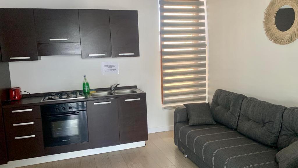 Hostel Cazino Nord Rooms Mamaia Ngoại thất bức ảnh