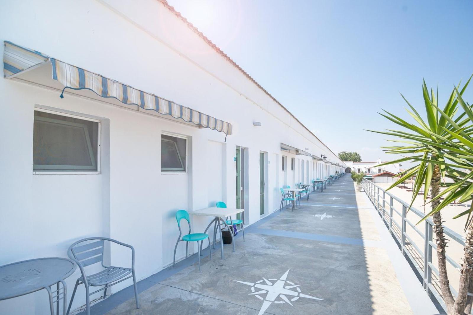 Hostel Cazino Nord Rooms Mamaia Ngoại thất bức ảnh